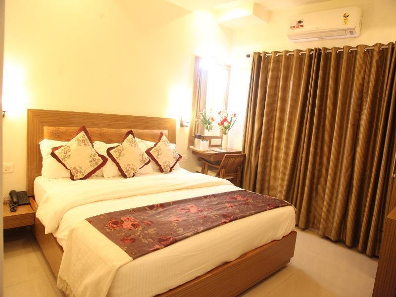 Hotel Poonam Plaza Agra  Eksteriør bilde