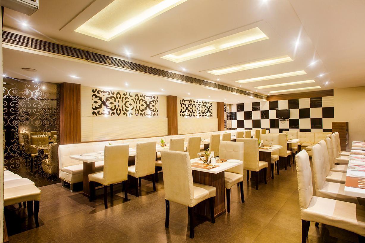 Hotel Poonam Plaza Agra  Eksteriør bilde